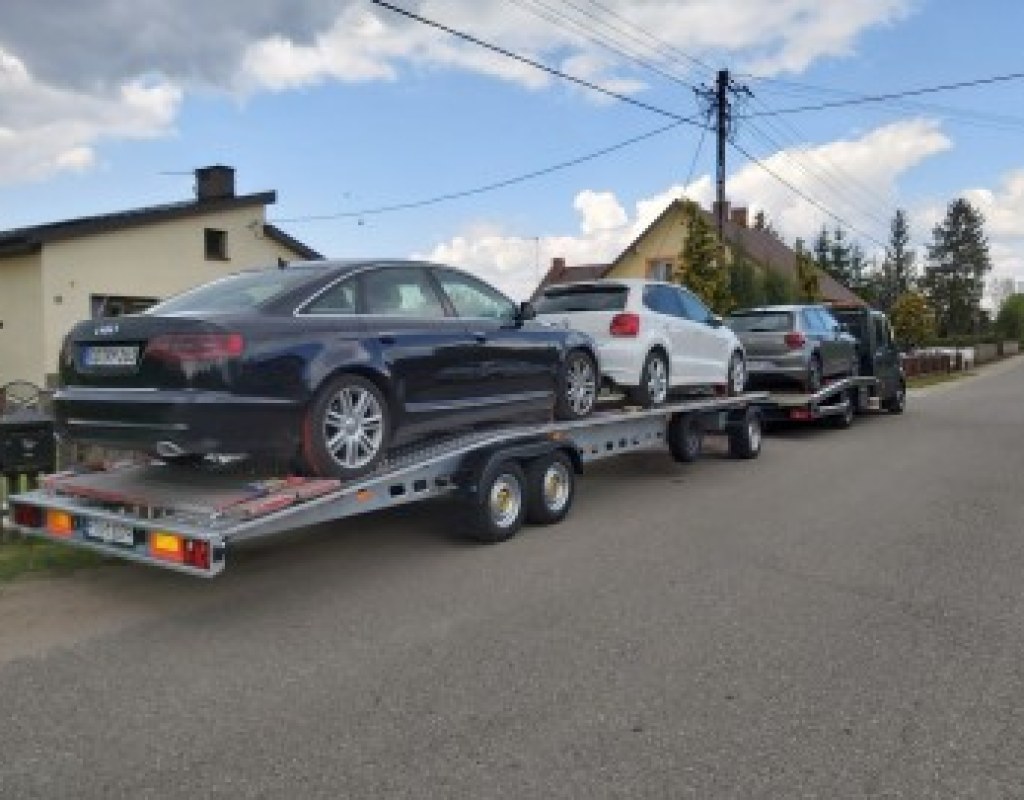 car transporter truck