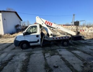 aerial work platform truck