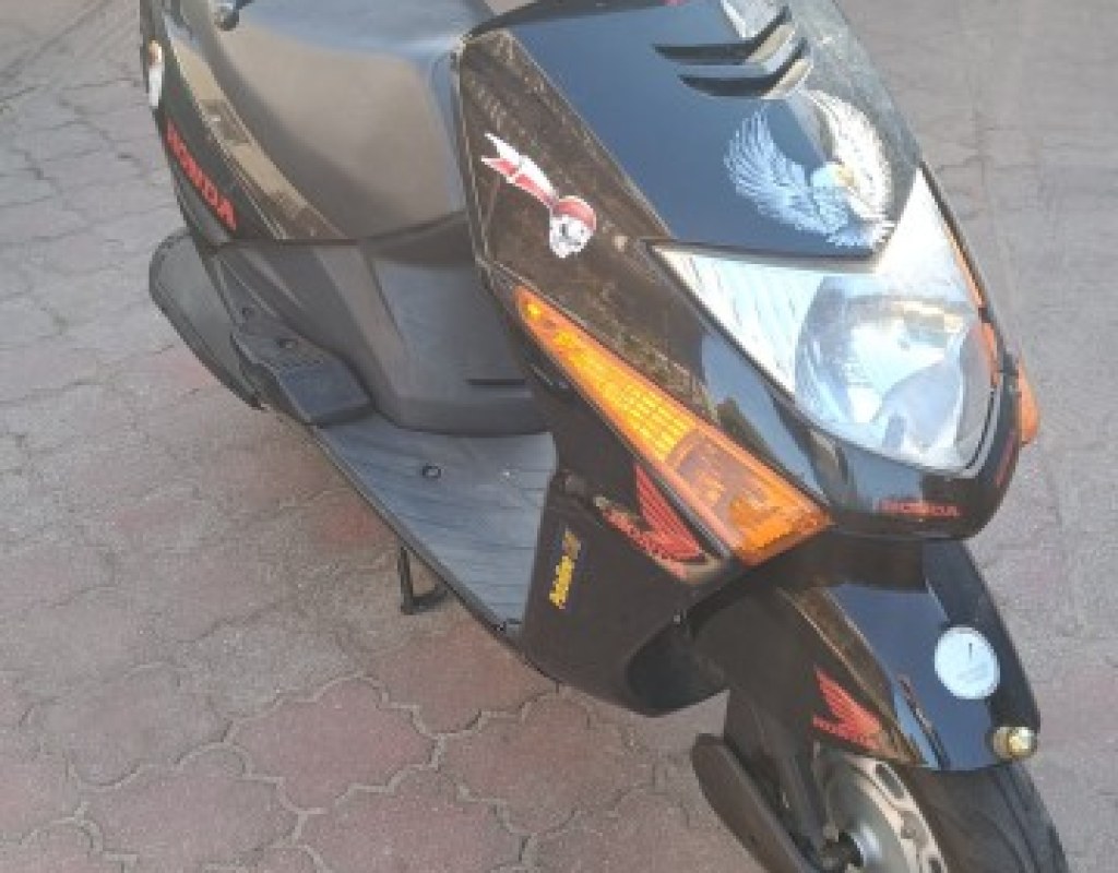 scooter side view